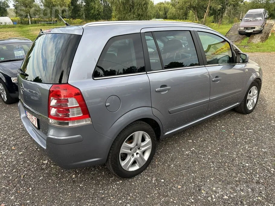 Opel Zafira 2010 photo 4