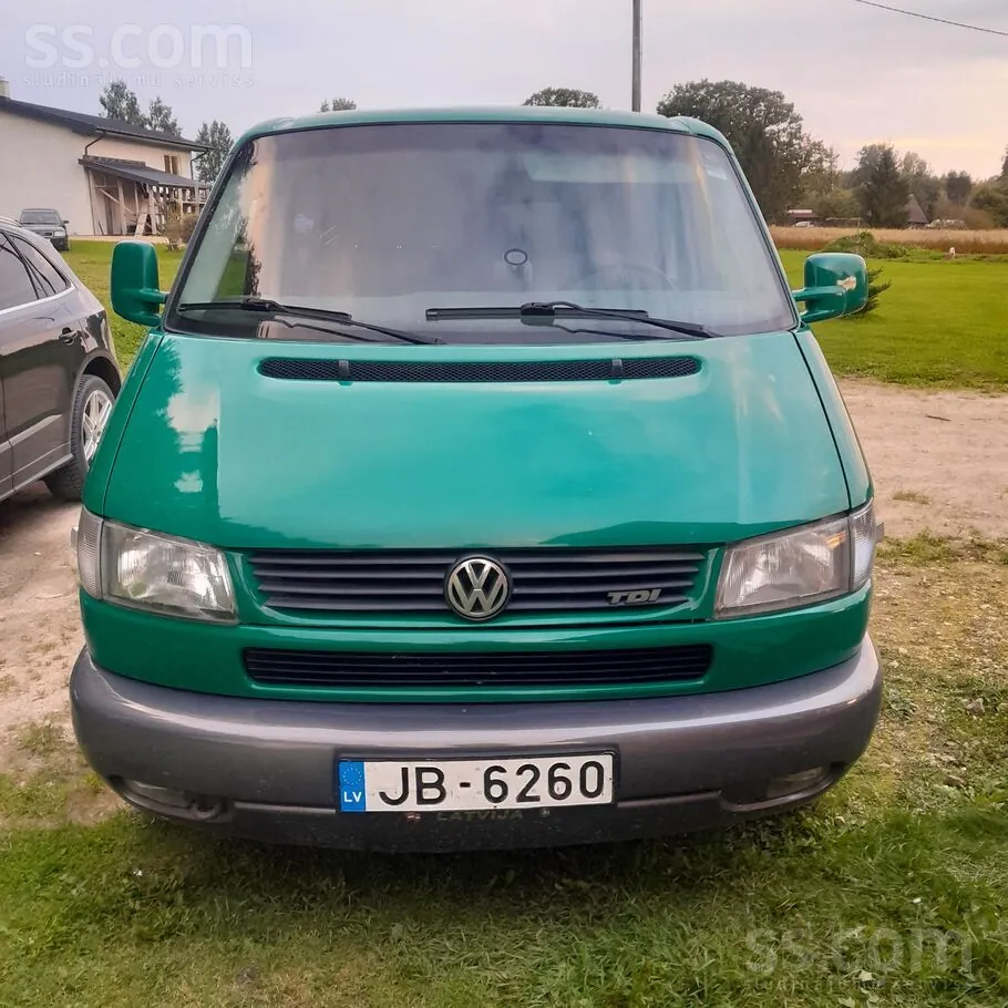 Volkswagen Multivan 1998 photo 2