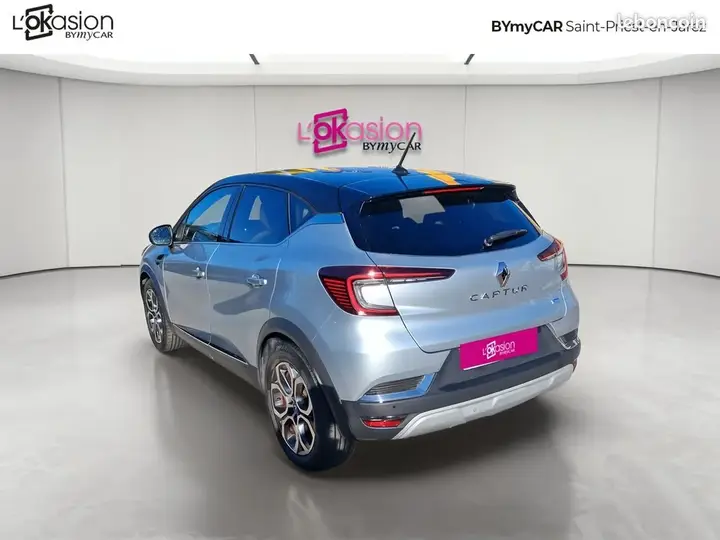 Renault Captur 2022 photo 3