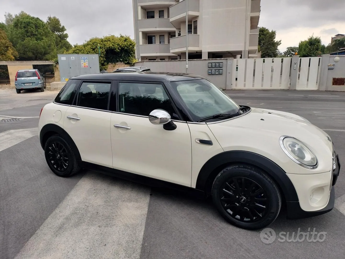 Mini Mini 2015 photo 3