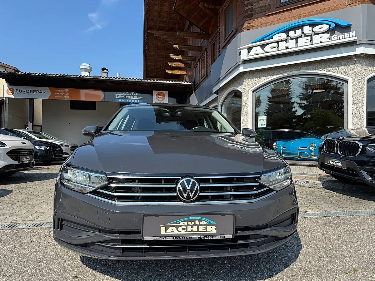 Volkswagen Passat 2021 photo 2