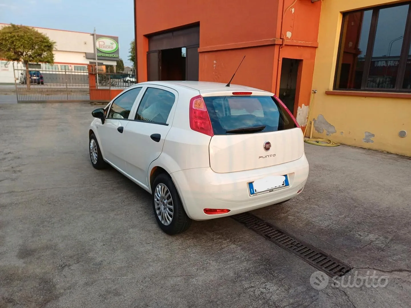 Fiat Punto 2017 photo 2