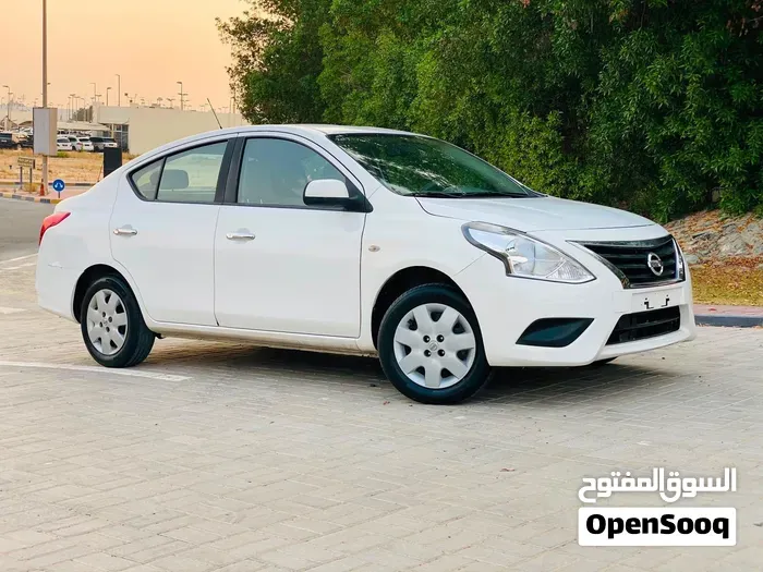 Nissan Sunny 2023 photo 4