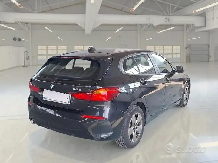 BMW 1 Series 2021 photo 4