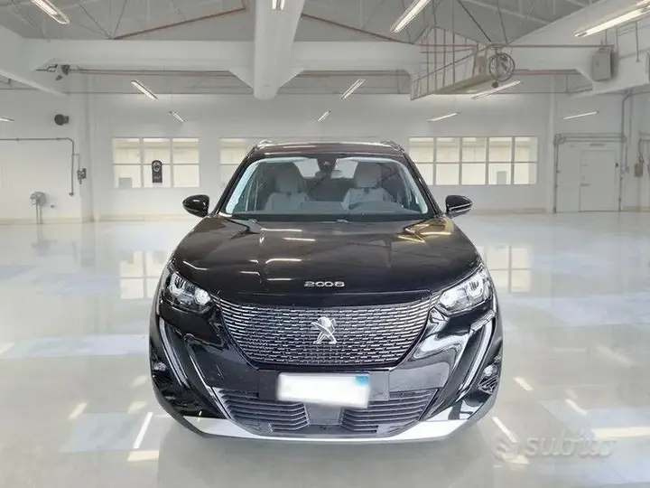 Peugeot 2008 2021 photo 2