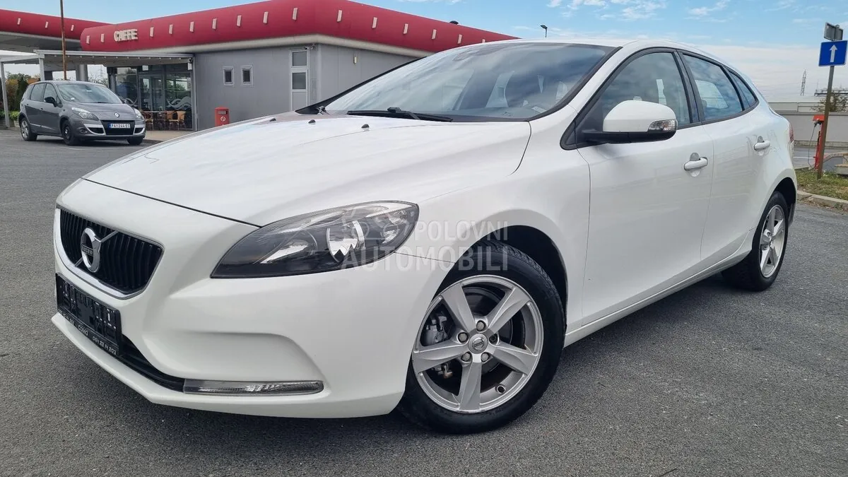 Volvo V40