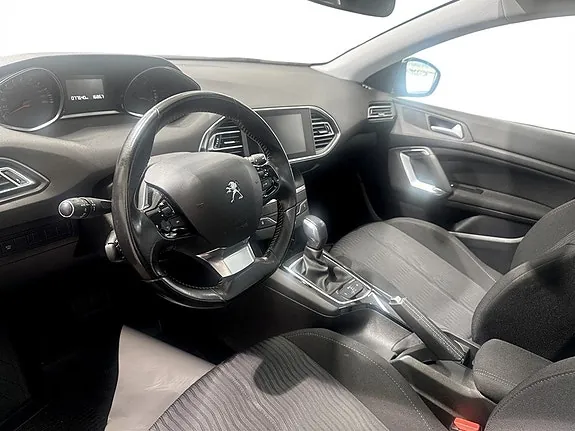 Peugeot 308 2015 photo 4
