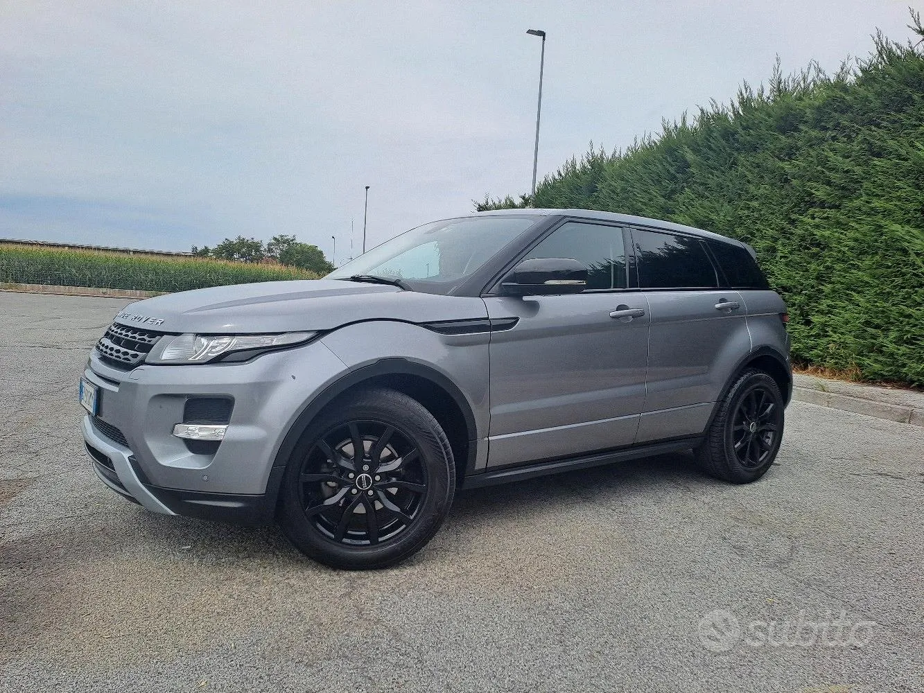 Land Rover Evoque 2013 photo 2