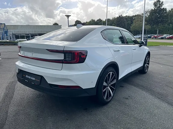 Polestar 2 2023 photo 3