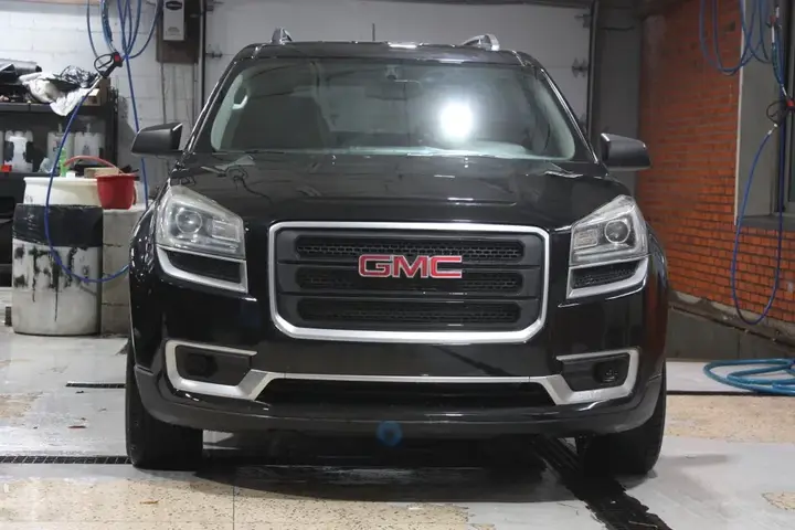 GMC Acadia 2016 photo 2
