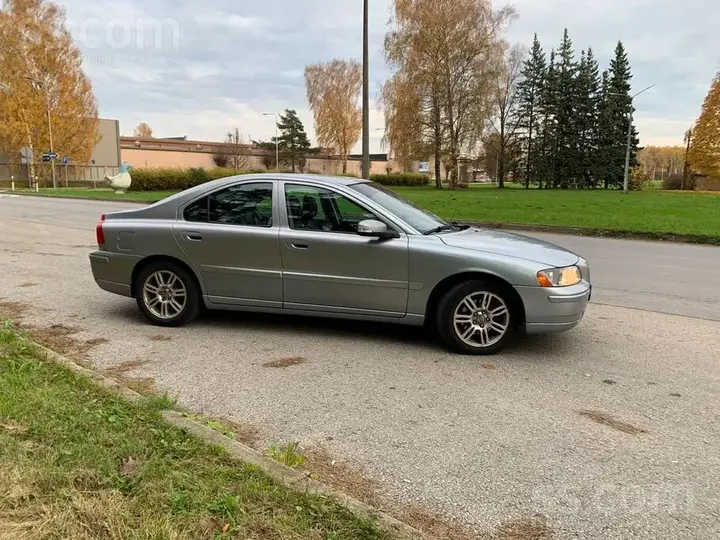 Volvo S60 2007 photo 2