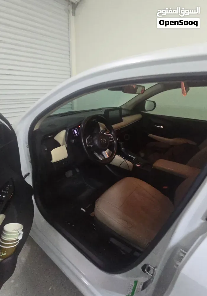 Toyota Yaris 2023 photo 4