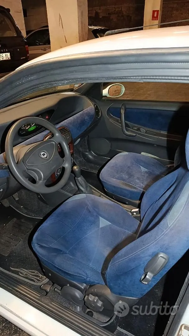 Lancia Y 1998 photo 5