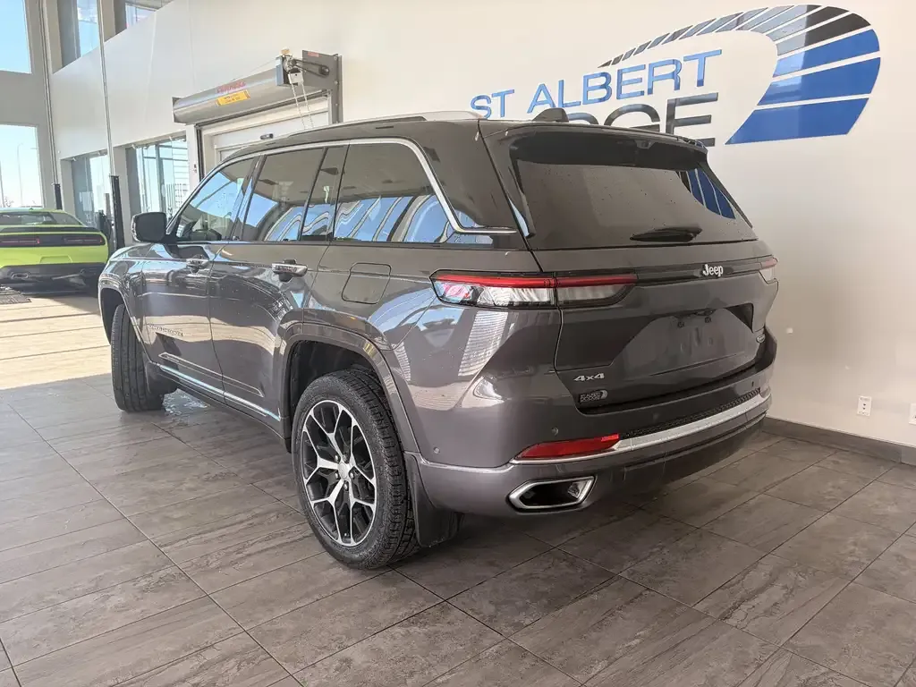 Jeep Grand Cherokee 2024 photo 4