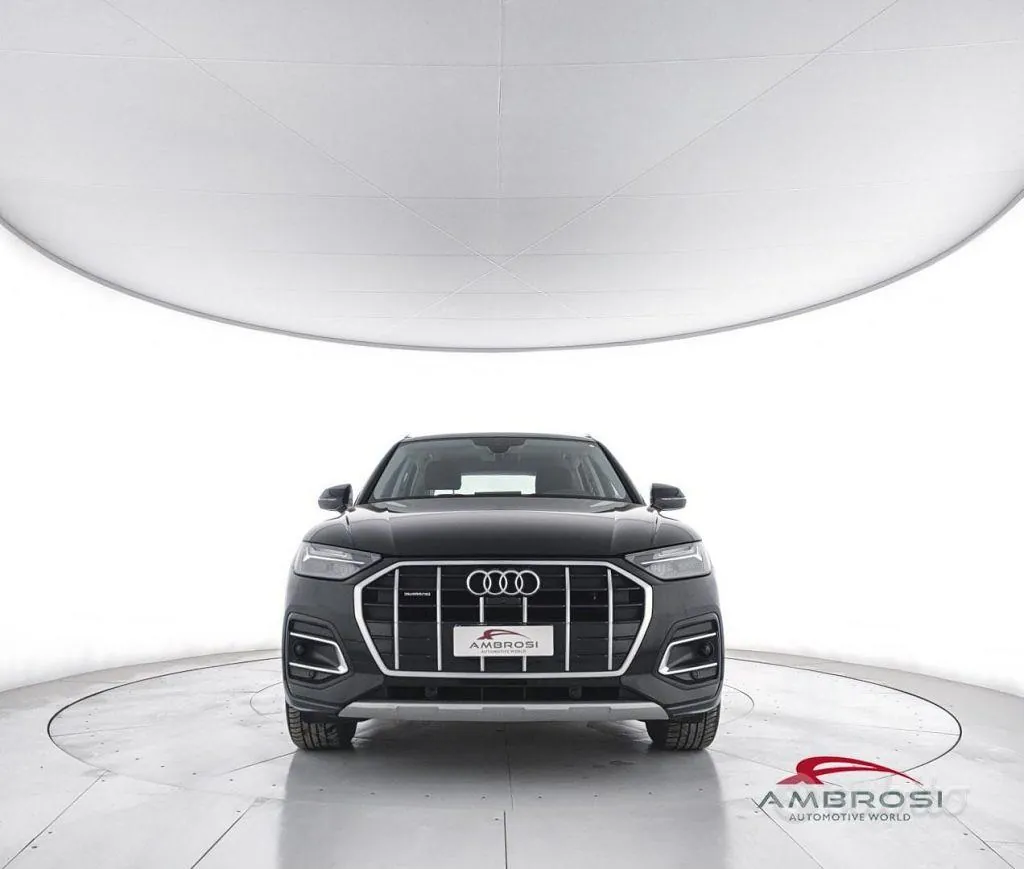 Audi Q5 2023 photo 5