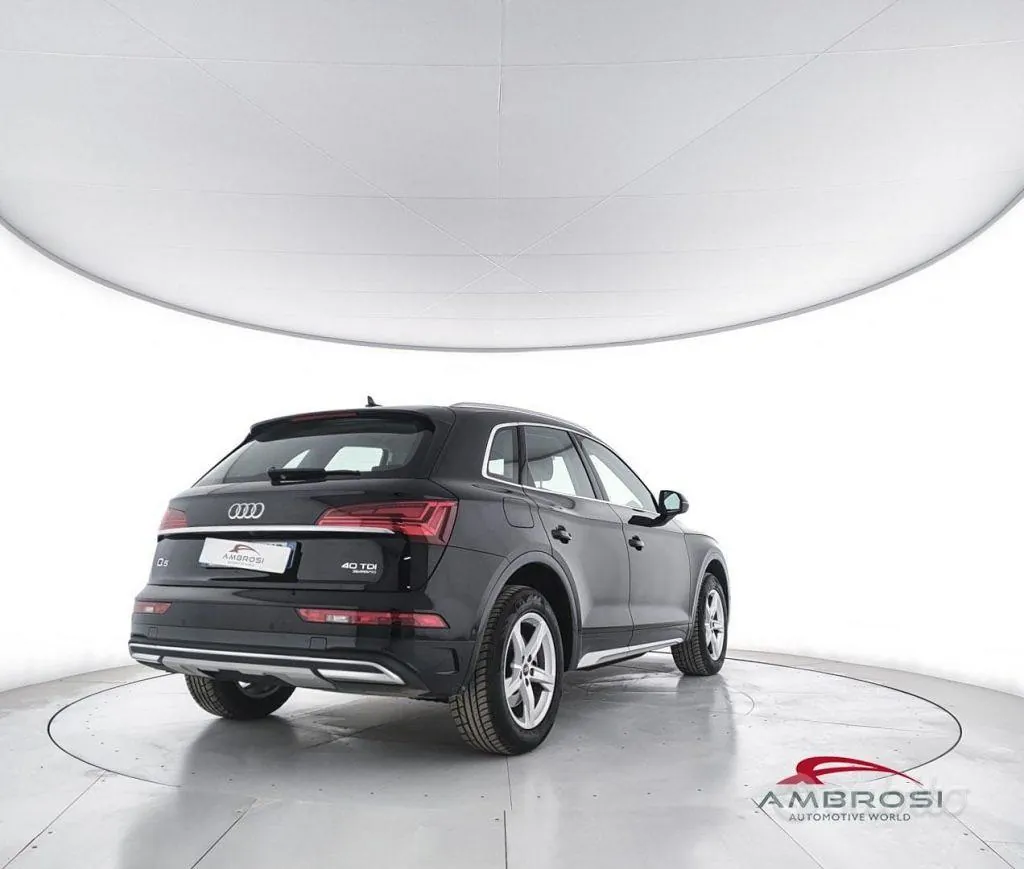 Audi Q5 2023 photo 3