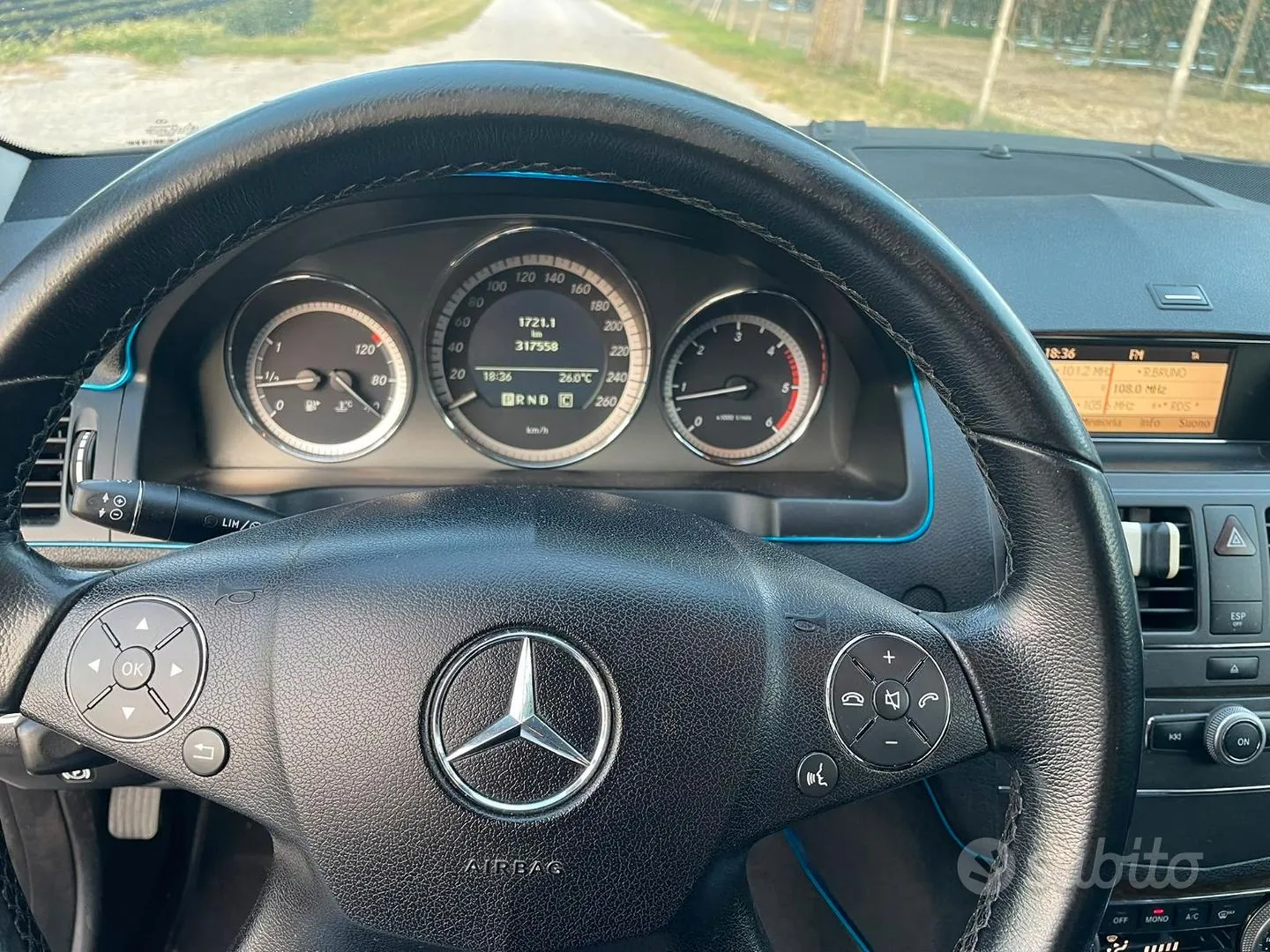 Mercedes-Benz C-Class 2010 photo 5