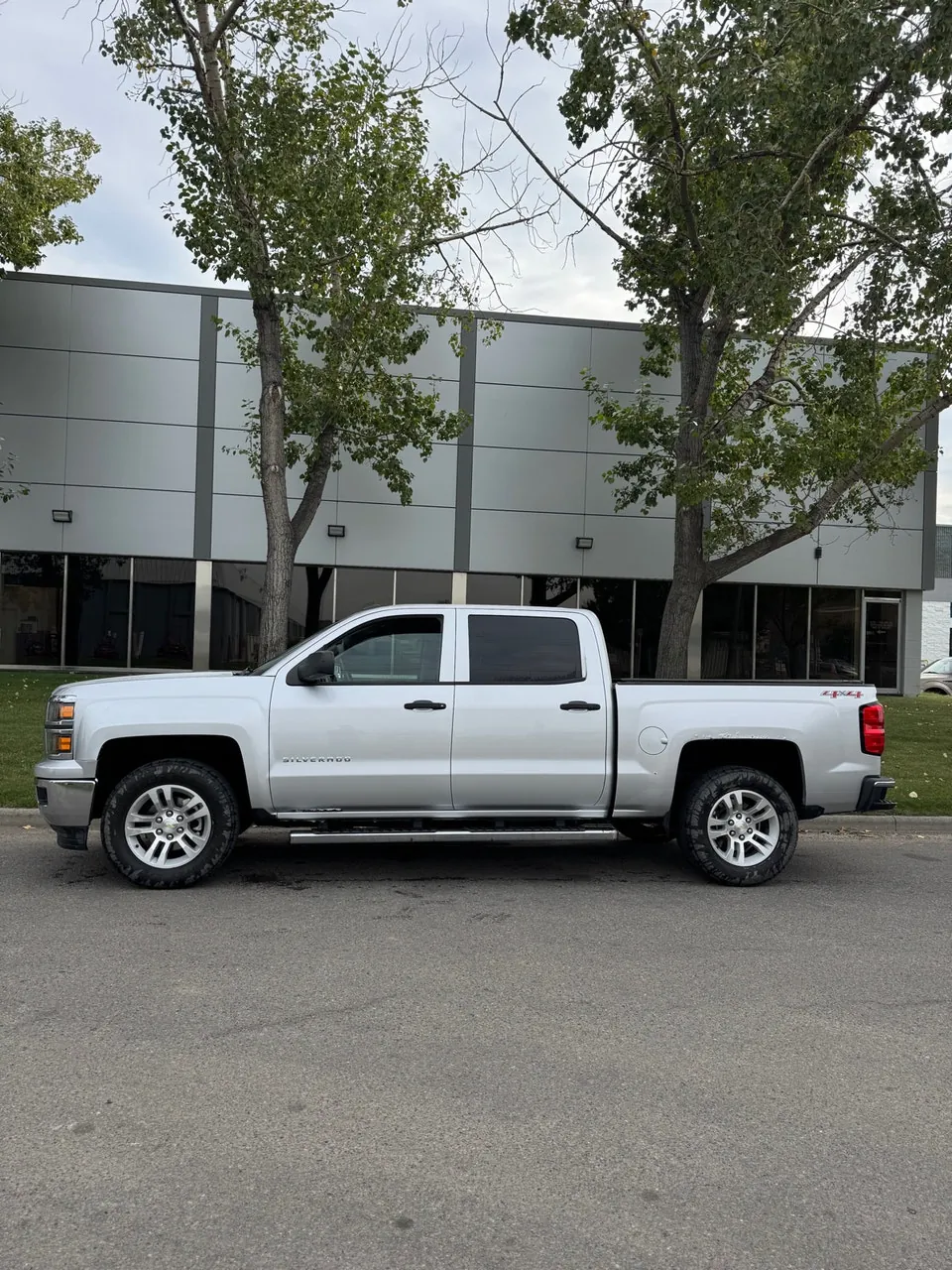 Chevrolet Silverado 1500 2014 photo 2