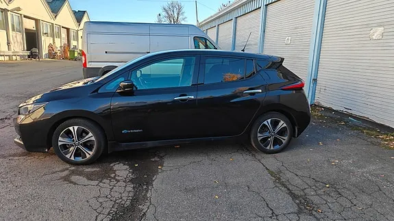 Nissan Leaf 2018 photo 5