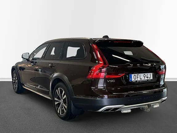 Volvo V90 Cross Country 2020 photo 2