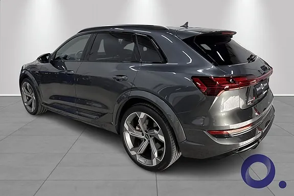 Audi E-Tron S 2022 photo 2
