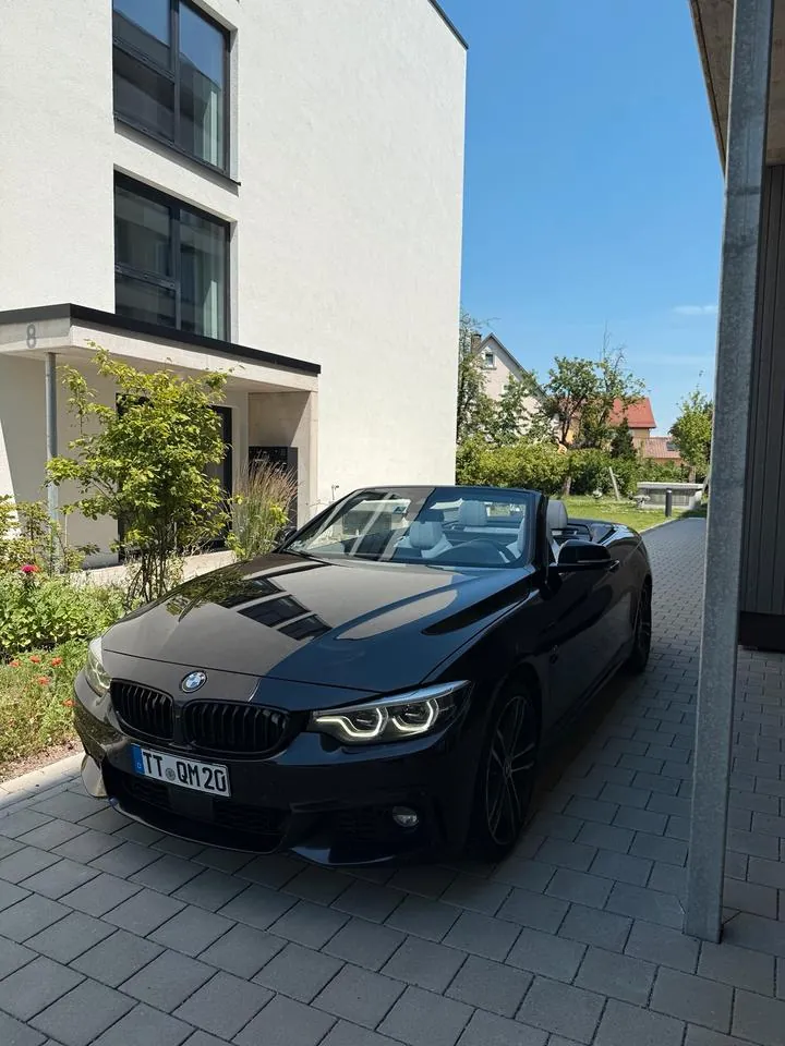 BMW 440I