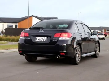 Subaru Legacy 2012 photo 3