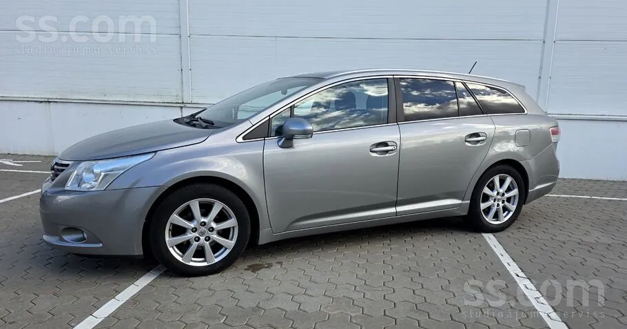 Toyota Avensis 2009 photo 3