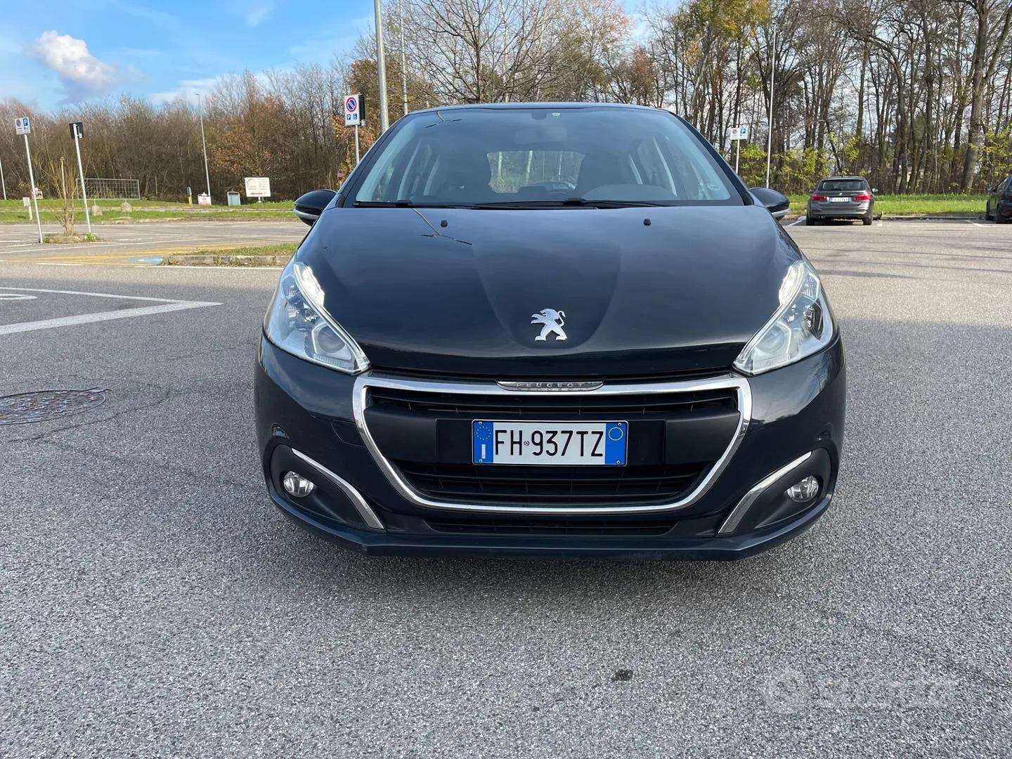 Peugeot 208 2017 photo 4