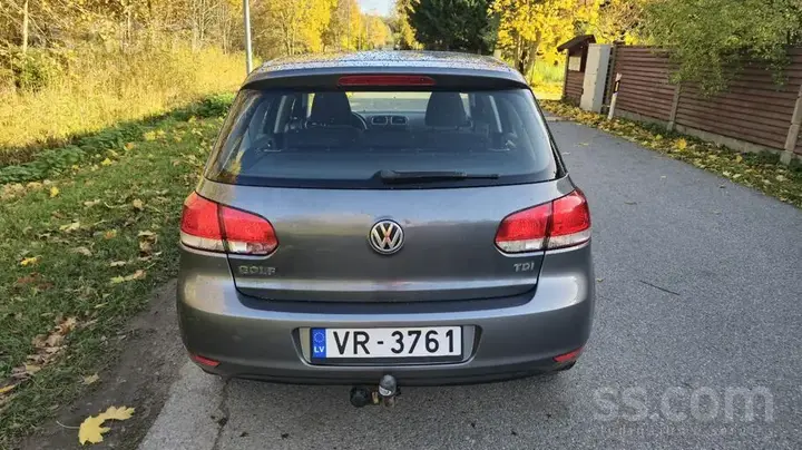 Volkswagen Golf 6 2012 photo 2