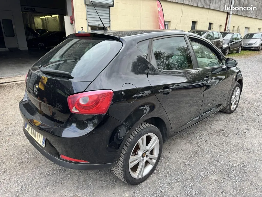 Seat Ibiza 2012 photo 4