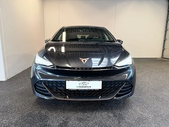 Cupra Born 2024 photo 2