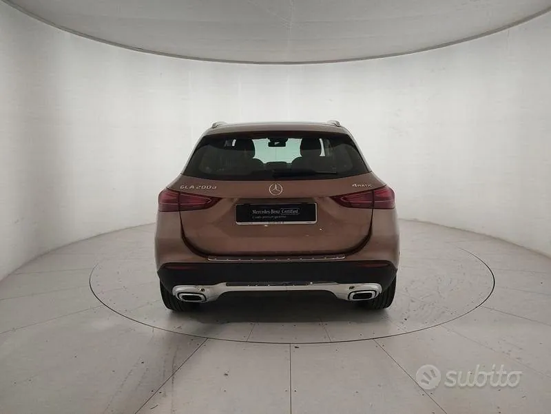 Mercedes-Benz Gla 2023 photo 3