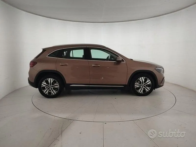 Mercedes-Benz Gla 2023 photo 5