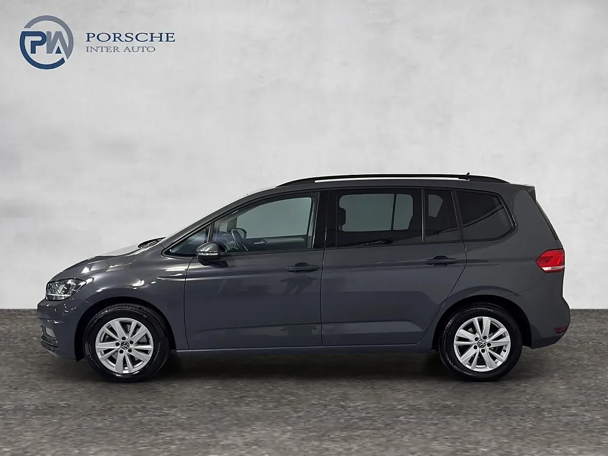 Volkswagen Touran 2021 photo 3