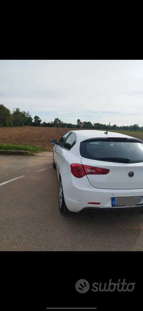 Alfa Romeo Giulietta 2020 photo 2