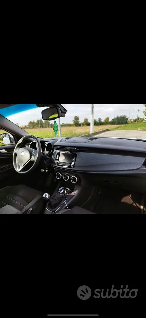 Alfa Romeo Giulietta 2020 photo 3