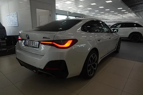 BMW I4 2021 photo 5