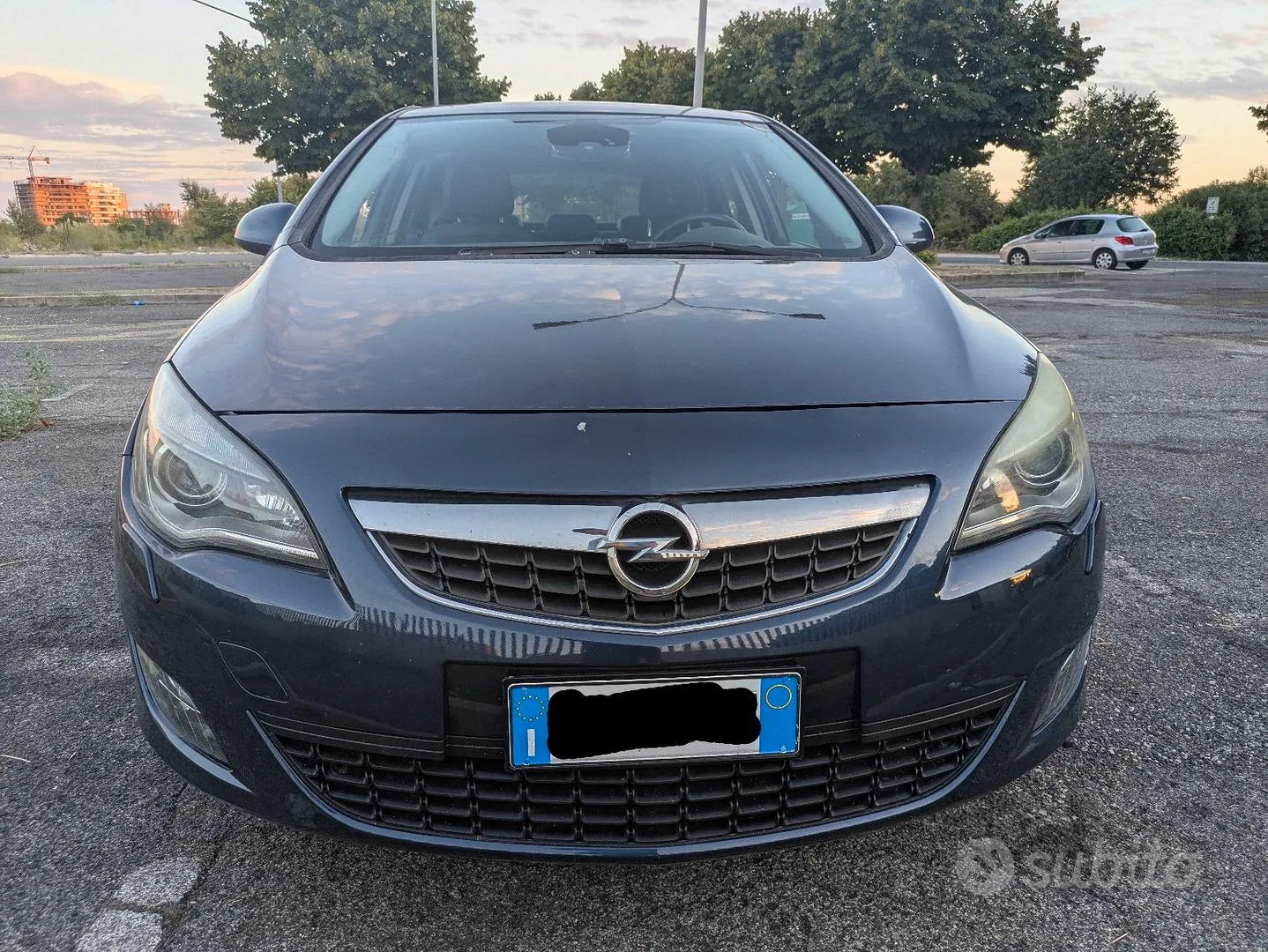 Opel Astra 2010 photo 3