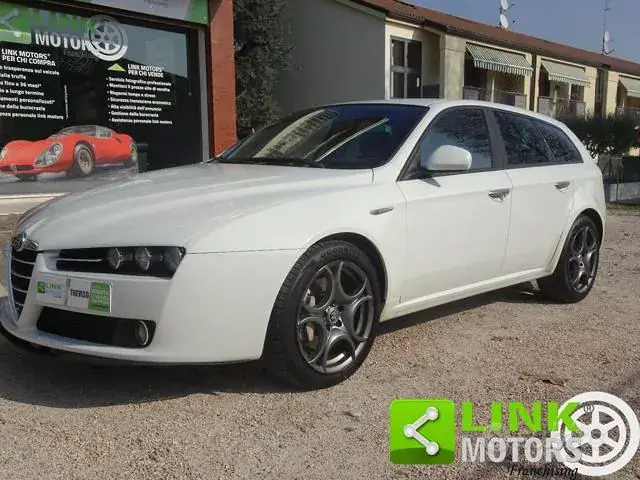 Alfa Romeo 159