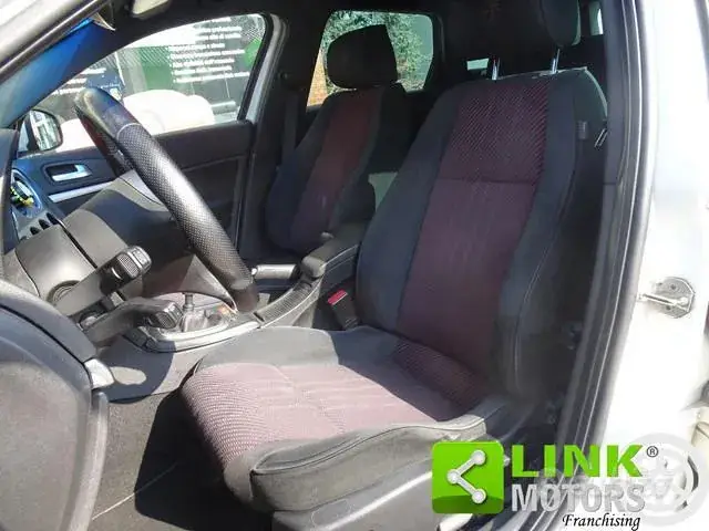 Alfa Romeo 159 2009 photo 5