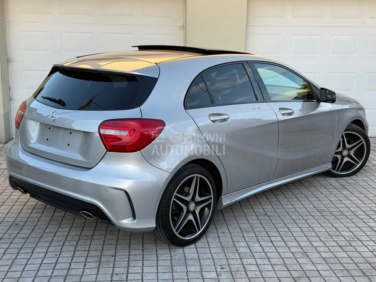 Mercedes-Benz A 180 2013 photo 4