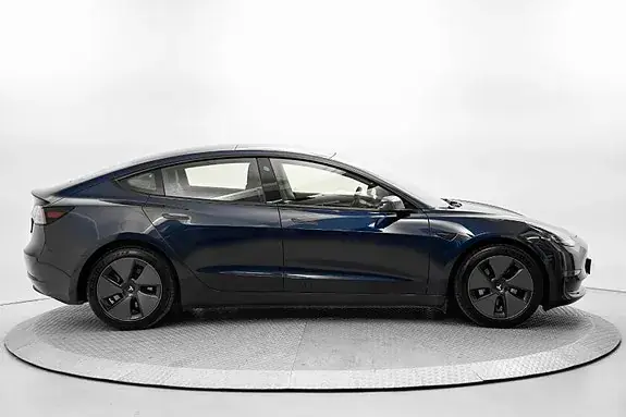 Tesla Model 3 2022 photo 4