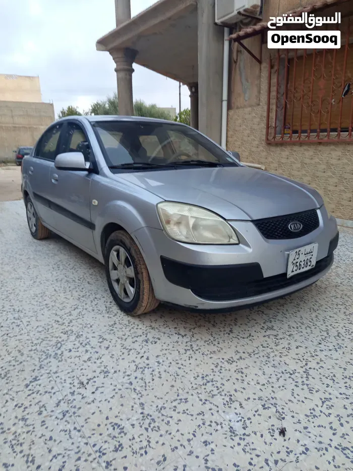 Kia Rio 2007 photo 3