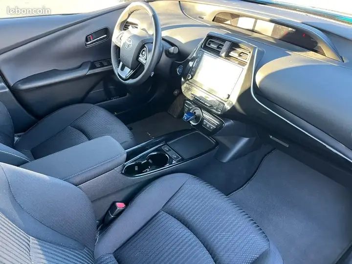 Toyota Prius 2019 photo 4