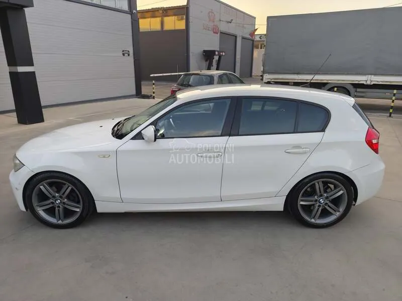 BMW 118 M 2011 photo 2