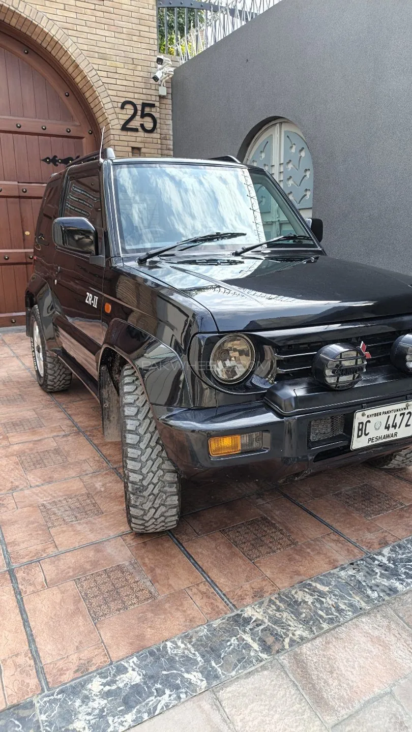 Mitsubishi Pajero Junior