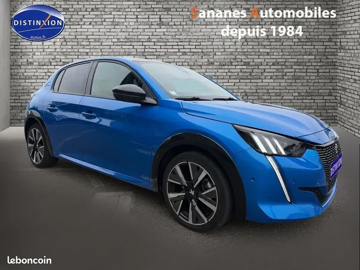 Peugeot 208 2020 photo 3