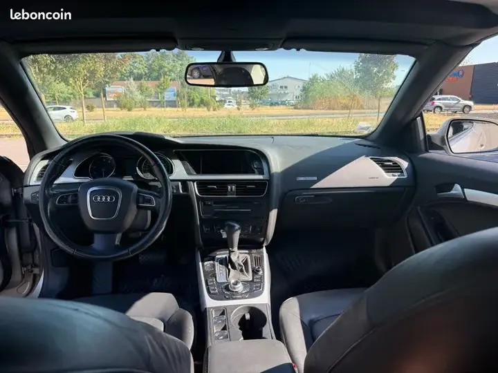Audi A5 2011 photo 3