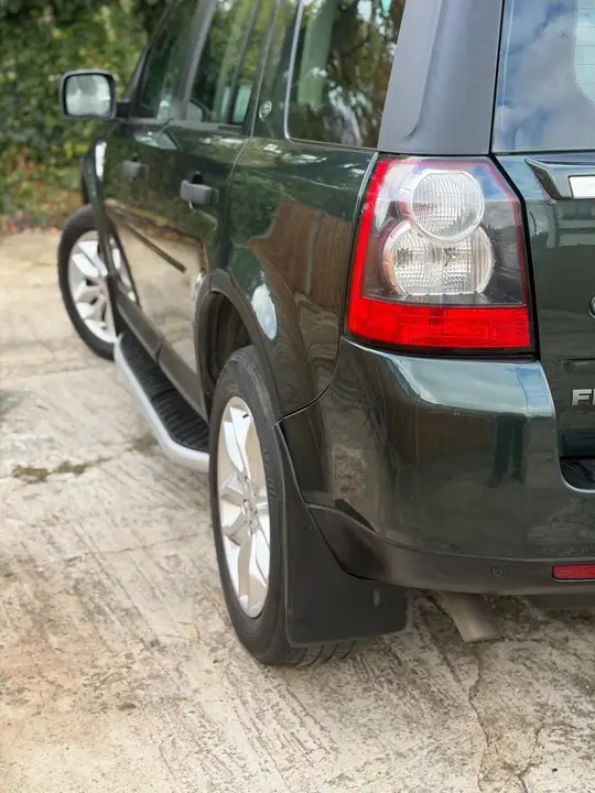 Land Rover Freelander 2 2010 photo 3